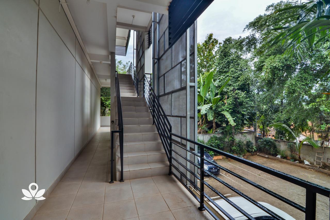 Zen Rooms Kebagusan Raya 21 Cilandak  Exterior foto